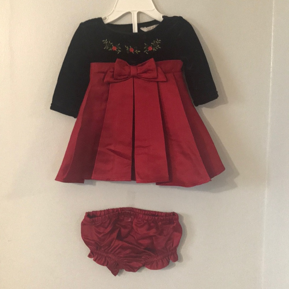 Baby 2 piece satin&velvet George dress size 0-3mo